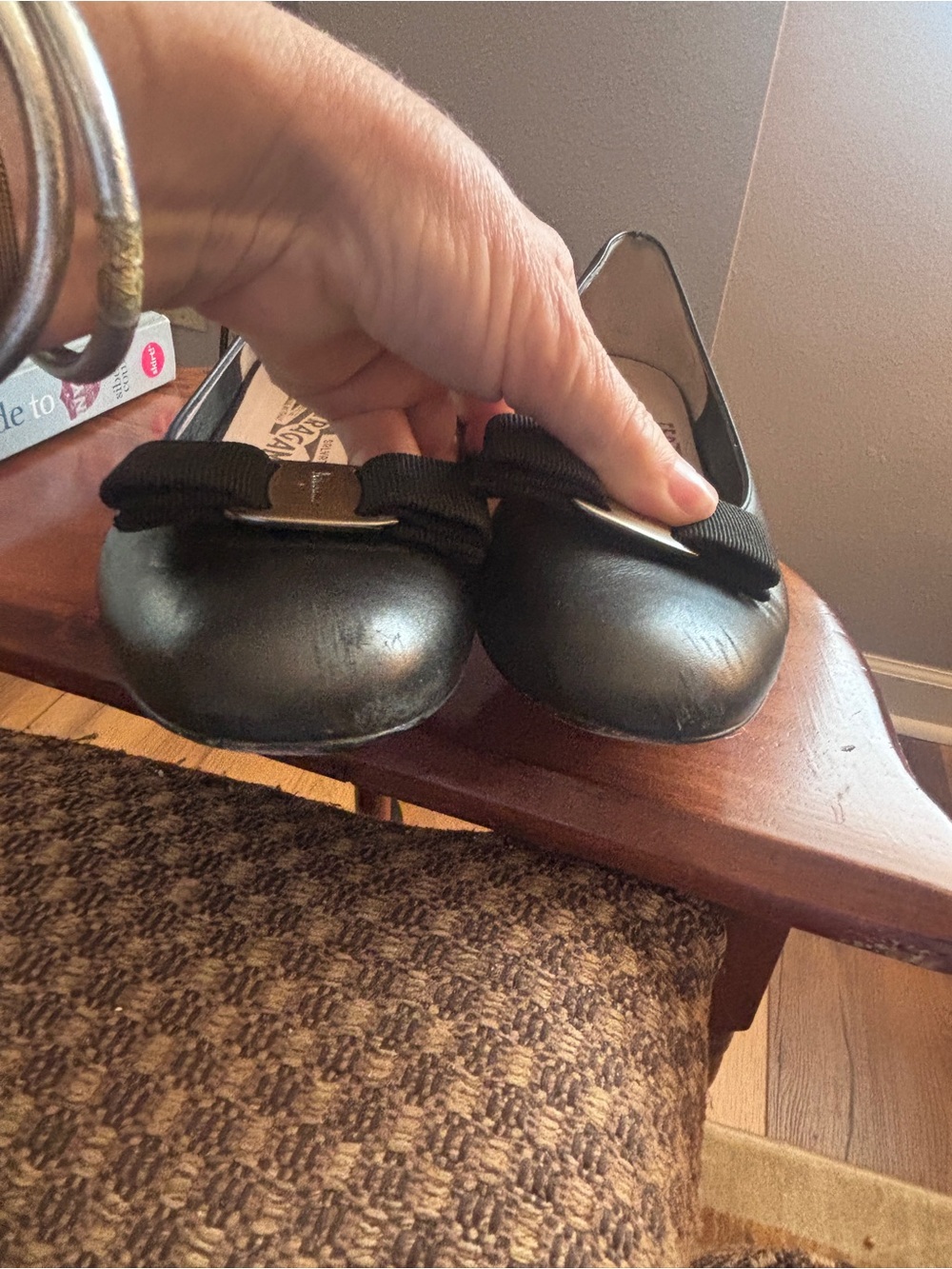 Salvatore Ferragamo Black Leather Vara Bow Flats with Gold Hardware - Picture 5 of 8